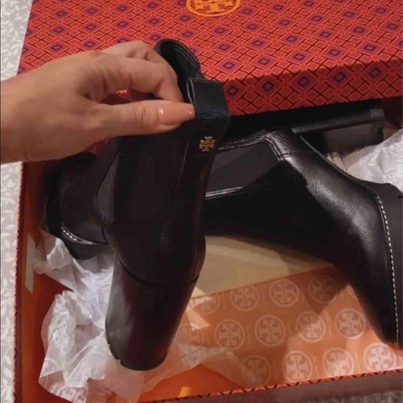 Tory Burch | Shoes | Tory Burch Chelsea 7mm Lug Bootie | Poshmark